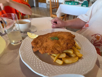 Fagyöngy Vendéglő — fotografia 3