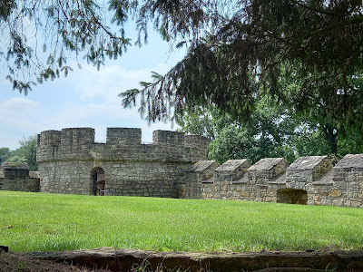 Former Water Castle Budyně nad Ohri — fotografia 5