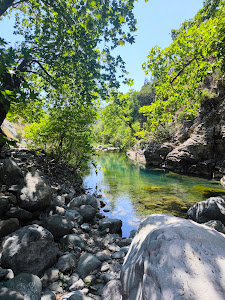 Manikiatis Waterfall — fotografia 5