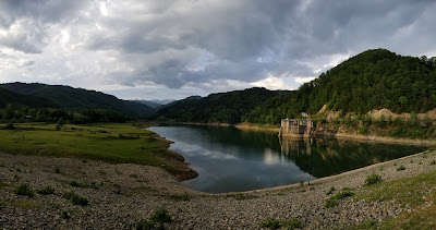 Lacul Valea Mare