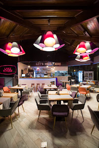 Lake House Restaurant