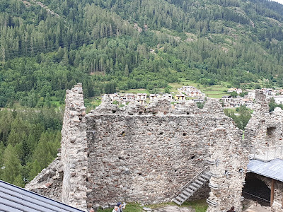 Castel San Michele o Castello di Ossana — fotografia 5