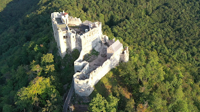 Uhrovec castle — fotografia 2