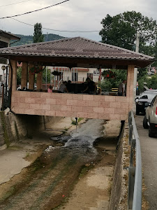 Izvorul de Apa Maieru / Maieru Water Spring (Fountain)