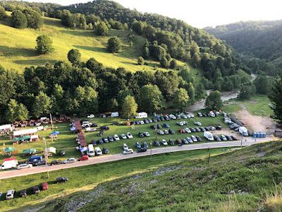 Camping Între Râuri