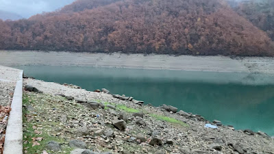 Jablaničko jezero — fotografia 2