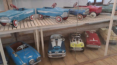 Muzeum autíček - Zámek Příseka — fotografia 2