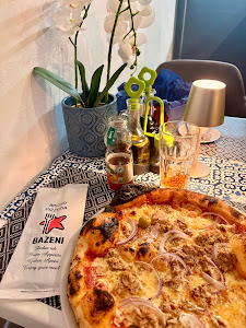 BISTRO PIZZERIA BAZENI — fotografia 4
