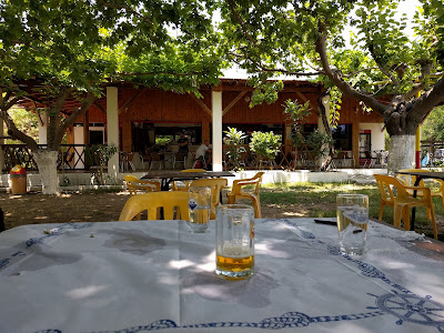 Κάμπινγκ Τσώλης (Tsolis Camping)