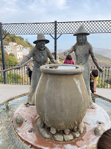 Fuente de las Brujas — fotografia 3
