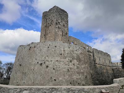 Monte Sant'Angelo castle — fotografia 3