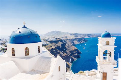 Imerovigli viewpoint