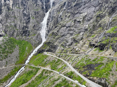 Trollstigen Foothill Viewpoint — fotografia 4