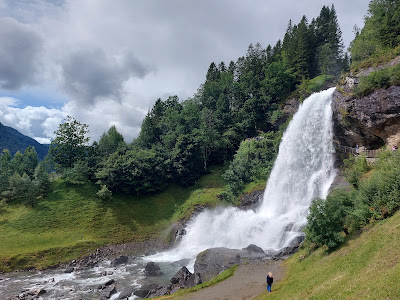 Steinsdalsfossen