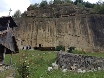 Mănăstirea Corbii de Piatră