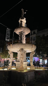 Fuente de los Gigantones — fotografia 3