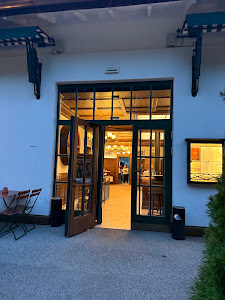 Wirtshaus am Bavariapark — fotografia 3