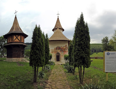Mănăstirea "Înălțarea Sfintei Cruci"