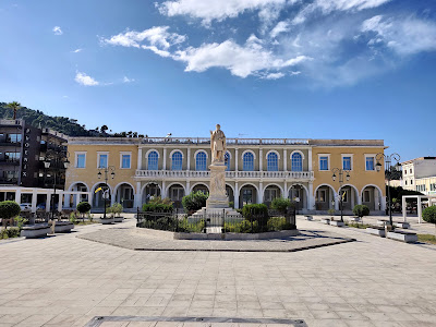 Solomos Square