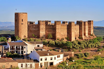 Castillo de Baños de la Encina — fotografia 3