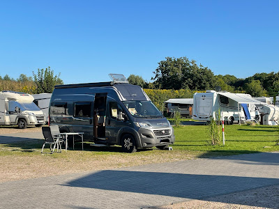 Wohnmobilstellplatz Wihelmshaven — fotografia 3