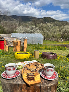 Punct Gastronomic Local ~ La mama Lili — fotografia 3