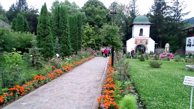 Mănăstirea Ostrov — fotografia 2