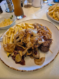 Restaurant Wintergarten - internationale Spezialitäten — fotografia 4