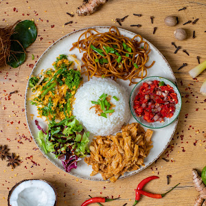 Nasi Campur - Restauracja Indonezyjska | Jeżyce, Poznań — fotografia 3