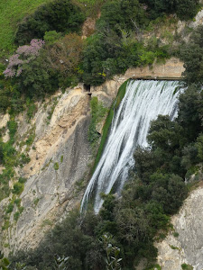 Aniene Falls in Villa Gregoriana — fotografia 5