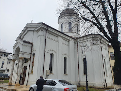 Biserica Izvorul Tămăduirii - Mavrogheni — fotografia 3