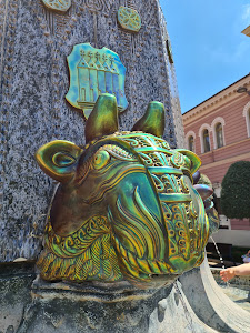 Zsolnay Fountain — fotografia 3