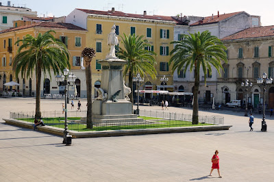 Piazza d'Italia — fotografia 3
