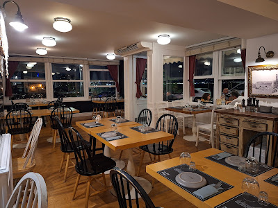 Tsikoudia - Cretan Meze Restaurant — fotografia 4