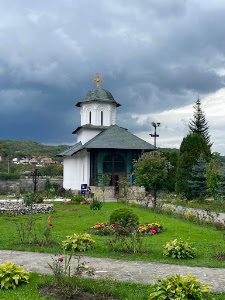Mănăstirea Ostrov — fotografia 3