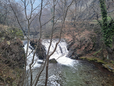 Suchurum Waterfall — fotografia 5