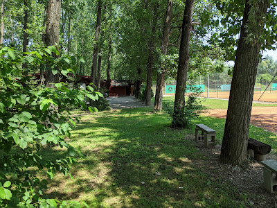 Latkova vas, Športni park, Vlado Žuža