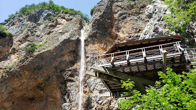 Rinka Waterfall — fotografia 5