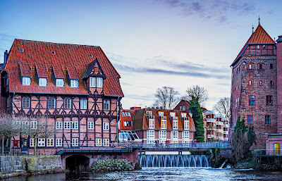 Old crane in the Lüneburg harbor — fotografia 3