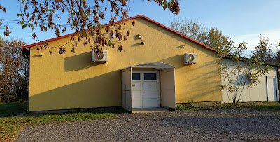 UVR Élményaréna UV Minigolf és VR Szabadulószoba Kecskemét — fotografia 3