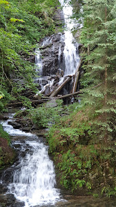Iadolina Waterfall — fotografia 4