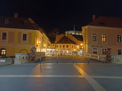Dobó István Square — fotografia 5