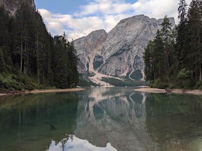 Lacul Braies — fotografia 3