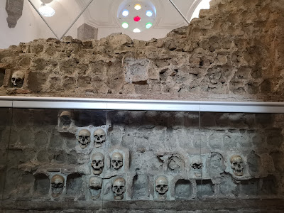 Skull Tower — fotografia 3