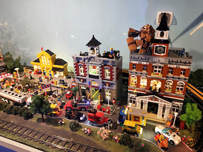 Private Museum of Technology and Structures with Lego Blocks — fotografia 4