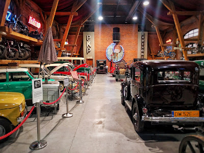 Muzeum Motoryzacji i Techniki Zamek Topacz — fotografia 3