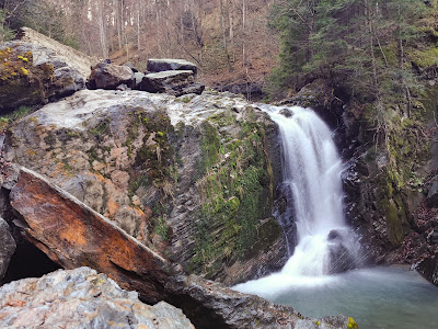 Cascada Garbovul