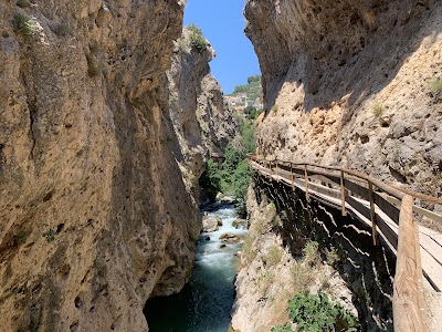 El Sendero de la Cerrada del Rio Castril o de las Pasarelas