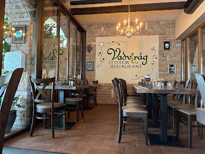 VADVIRÁG ÉTTEREM RESTAURANT — fotografia 3