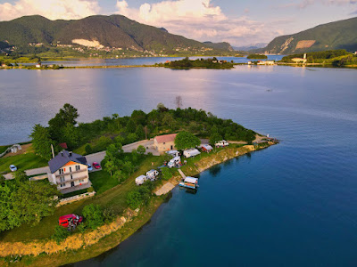 Camping Bošnjak AutoKamp — fotografia 4